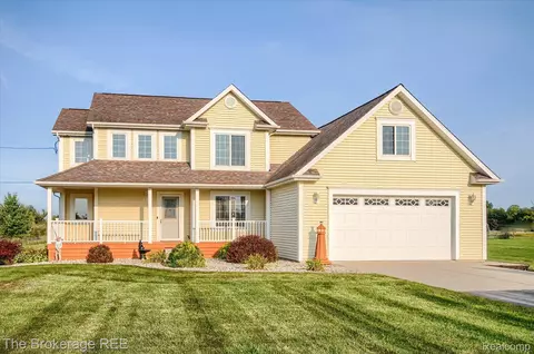 7113 Van Vleet Rd, Swartz Creek, MI 48473