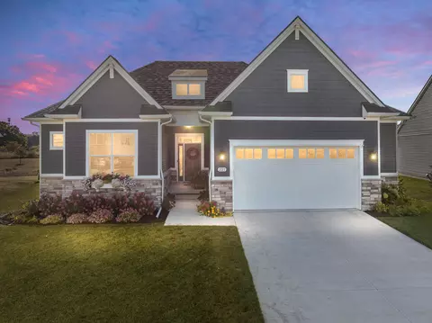 227 Campolina Rd, Sylvan, MI 48118