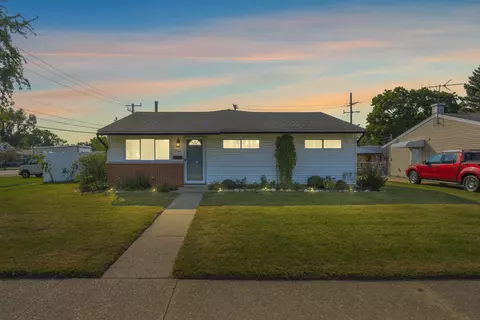 1754 S Walton St, Westland, MI 48186