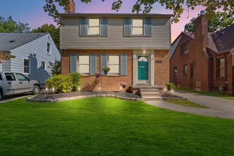 23148 Cromwell St, Dearborn, MI 48128