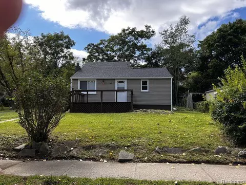 473 Emerson Ave, Pontiac, MI 48342