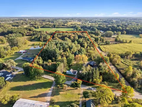 619 Angle Rd, Mayfield, MI 48446