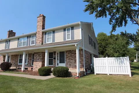 42193 Pellston Dr, Northville, MI 48167