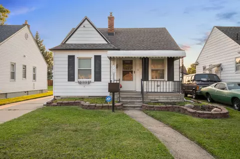 3174 21st St, Wyandotte, MI 48192
