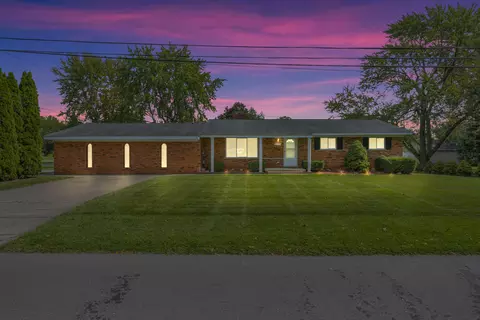 10121 Birch St, Taylor, MI 48180