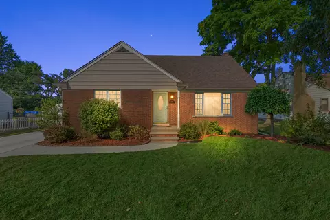 15435 Shadyside St, Livonia, MI 48154