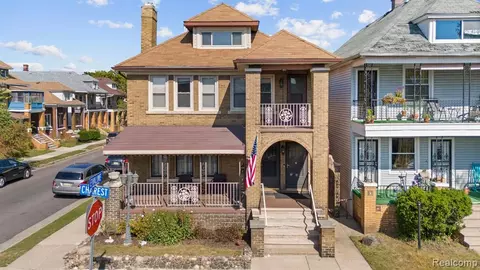 9560 Charest St, Hamtramck, MI 48212 photo 1