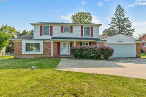 5407 Jerome Ln, Grand Blanc, MI 48439