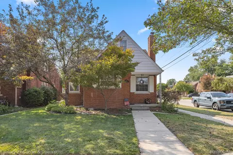 951 N Mildred St, Dearborn, MI 48128