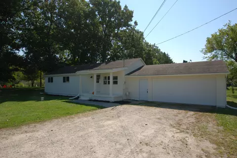 6126 Pearl St, Burton, MI 48509