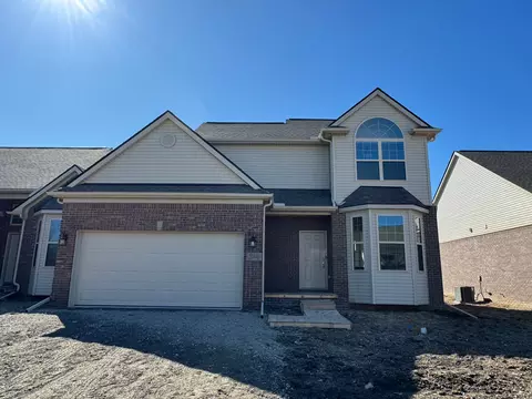 20840 Burn Dr 47 Dr, Macomb, MI 48044
