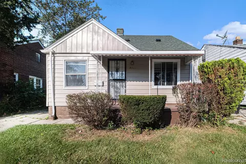 9329 Grandmont Ave, Detroit, MI 48228