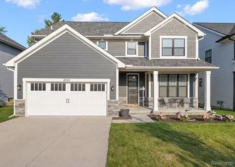 4108 Devon Rd, Royal Oak, MI 48073
