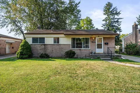 11746 Harold St, Warren, MI 48089