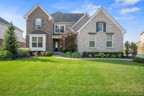 2967 Montgomery Cir, Commerce, MI 48390