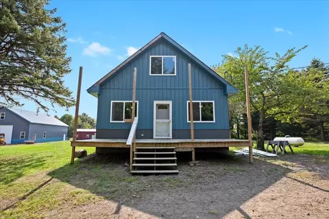 11747 Brimley Rd, Conway, MI 48892