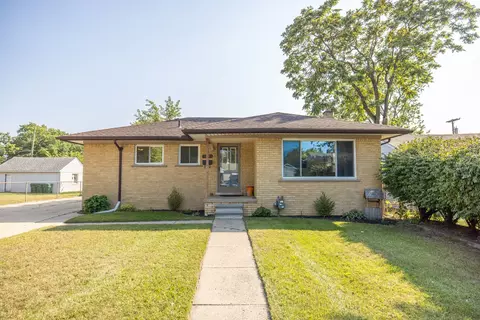 31419 Alvin St, Garden City, MI 48135
