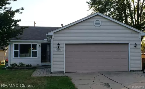24850 Manila St, Harrison, MI 48045