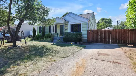 46541 Wright Ave, Shelby Township, MI 48317