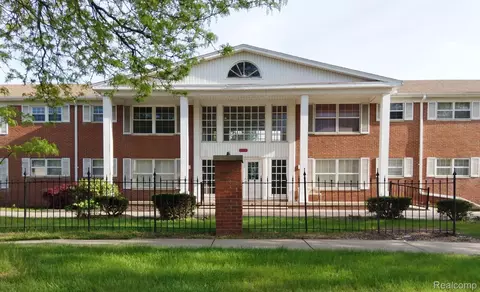 25301 5 Mile Rd #230, Redford, MI 48239