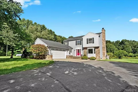 2198 Argentine Rd, Oceola, MI 48855