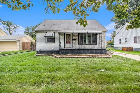 23136 Rausch Ave, Eastpointe, MI 48021