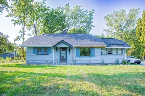 5892 Gratiot Ave, St. Clair, MI 48079