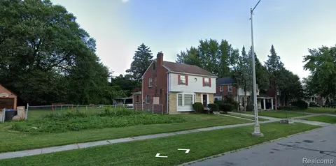 9151 W Outer Dr, Detroit, MI 48219
