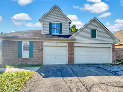144 Legacy Park Cir, Dearborn Heights, MI 48127