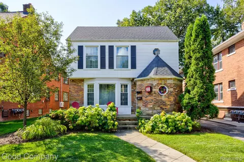 555 W Breckenridge St, Ferndale, MI 48220
