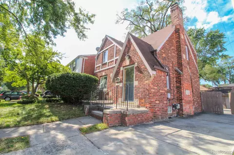 16889 Edinborough Rd, Detroit, MI 48219