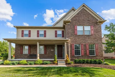 51139 Gold Ridge Ln, Canton, MI 48188