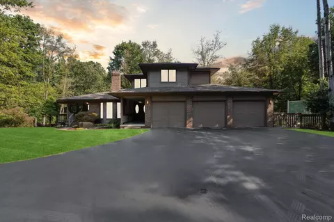 767 W Davis Rd, Marion, MI 48843
