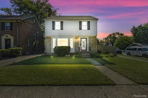 17154 Chandler Park Dr, Detroit, MI 48224