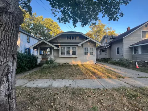 820 Staples Ave, Kalamazoo, MI 49007