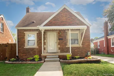 4155 Duplex Ave, Lincoln Park, MI 48146