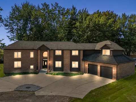 3800 Pokley, Sterling Heights, MI 48310