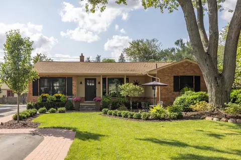 9249 Ball St, Plymouth, MI 48170