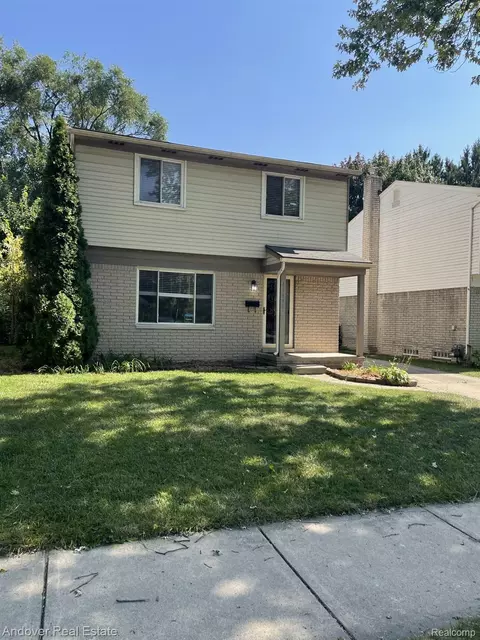 11386 Garfield, Redford, MI 48239