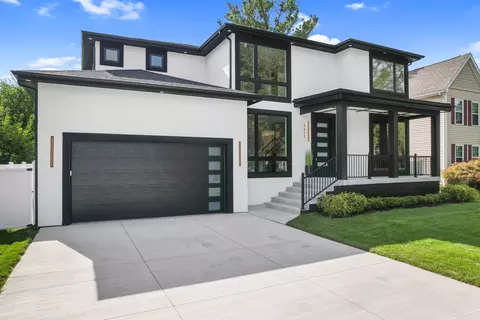 3815 Kent Rd, Royal Oak, MI 48073