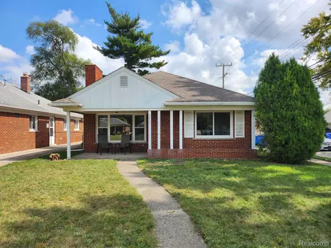 5902 Burger St, Dearborn Heights, MI 48127