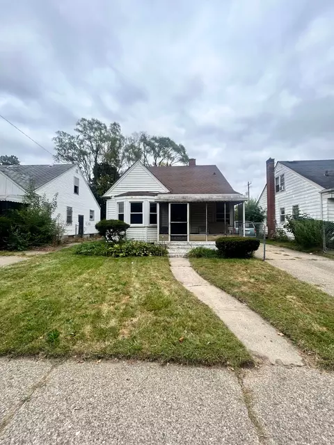 19152 Huntington Rd, Detroit, MI 48219