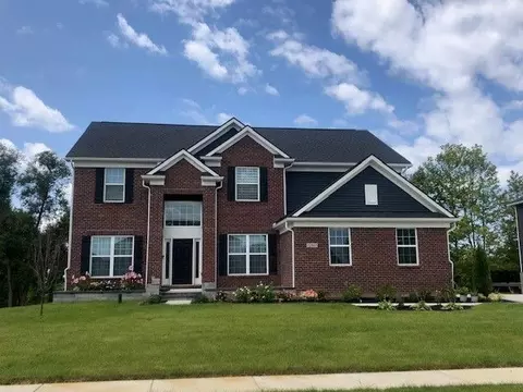 22872 Ronway Ln, South Lyon, MI 48178