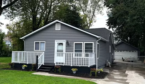 25050 Harrison St, Harrison, MI 48045