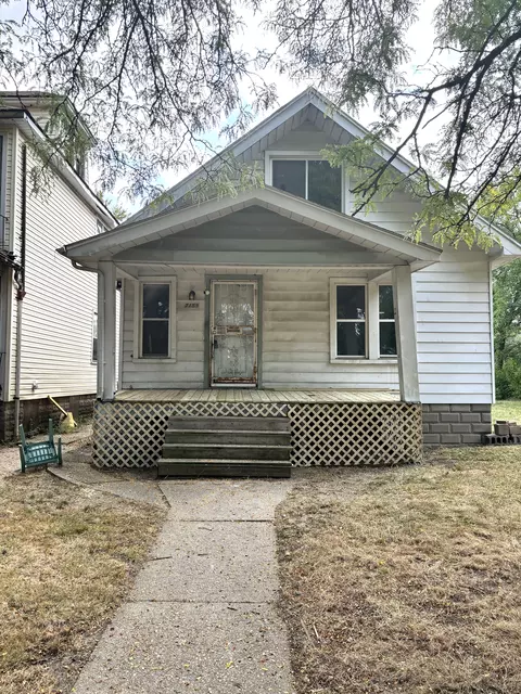 7159 Webb St, Detroit, MI 48204