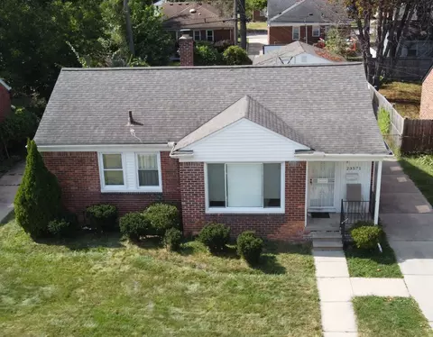 23571 Morton Ave, Oak Park, MI 48237