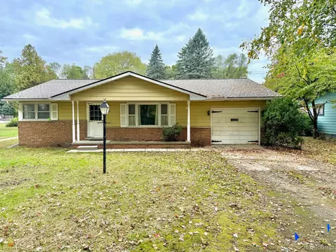12724 Martinsville Rd, Van Buren, MI 48111