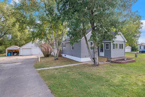 2245 W Frances Rd, Mount Morris, MI 48458