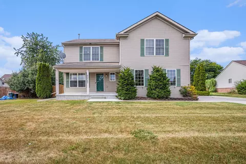 35747 Walden Crt Ct, New Baltimore, MI 48047