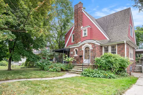 67841 S Main St, Richmond, MI 48062